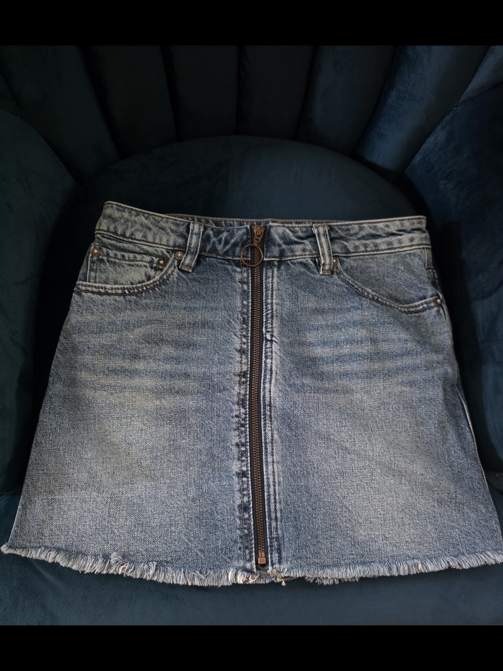 We The Free Light Blue Denim Zip-Front Mini Skirt Size 25 - Picture 2 of 6